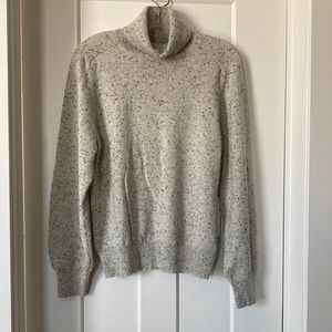 Flecked Cashmere Turtleneck, size-L, new, from pet and smoke free house